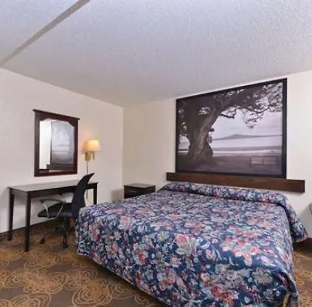 Green Bay Inn